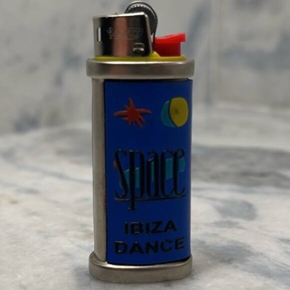 Vintage Space Ibiza Lighter case - Picture 1 of 3
